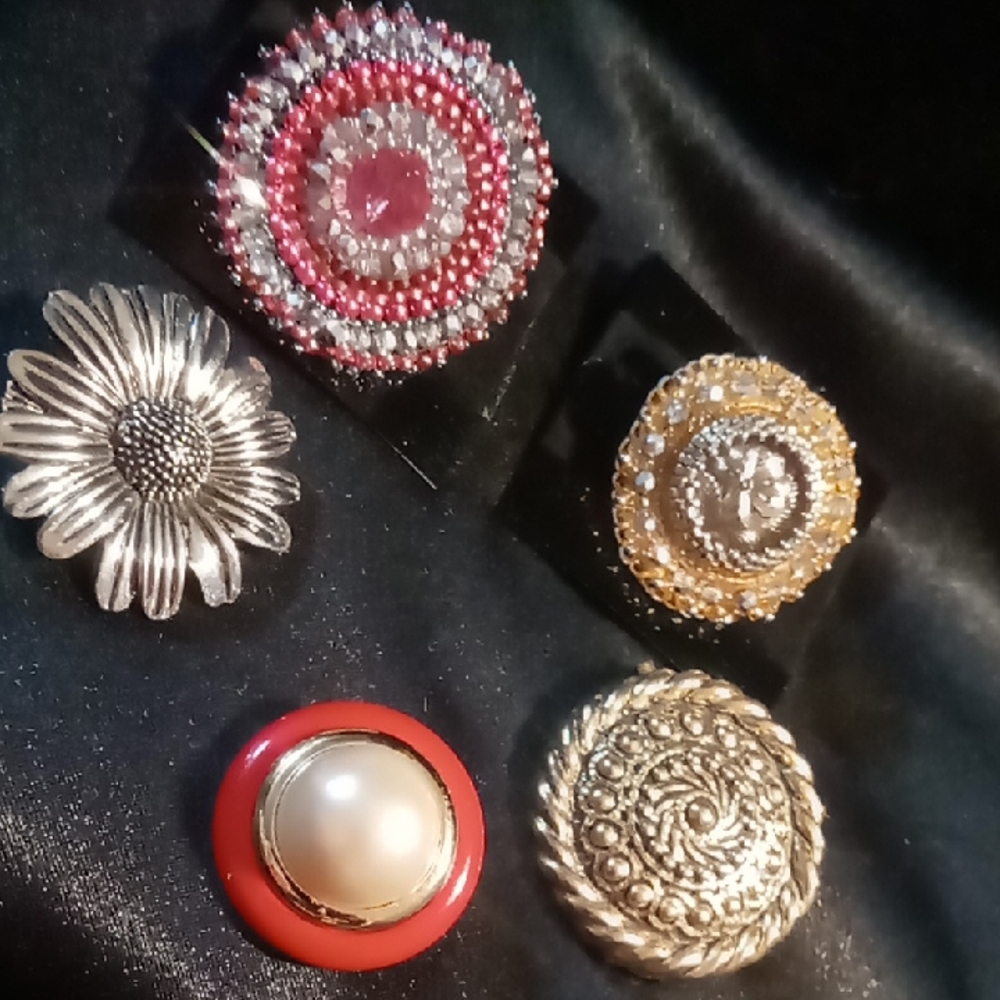 Vintage & Handmade Beaded Multi-Color Broochs 5 In All